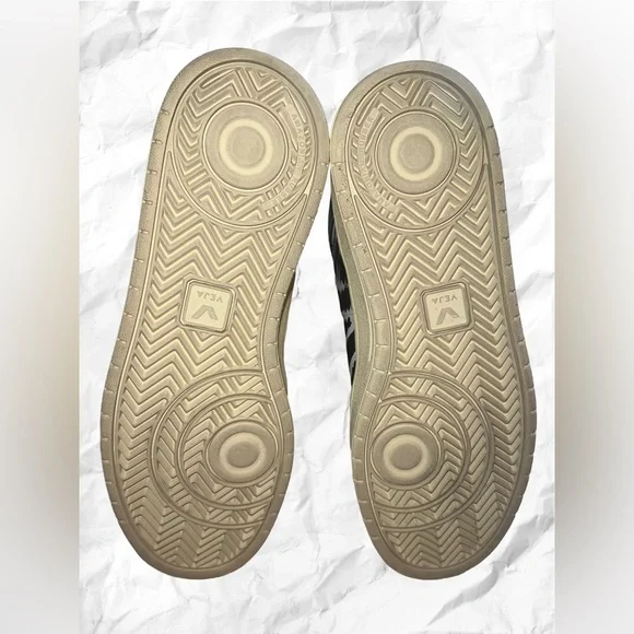 Veja X Marni White and Black Sneakers - Picture 8 of 12